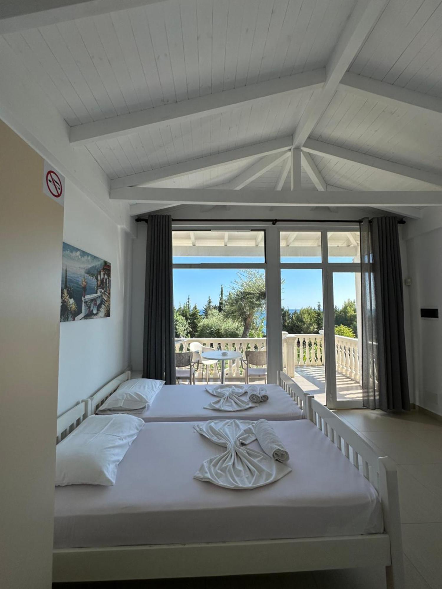 Essos Villas Дхерми Экстерьер фото