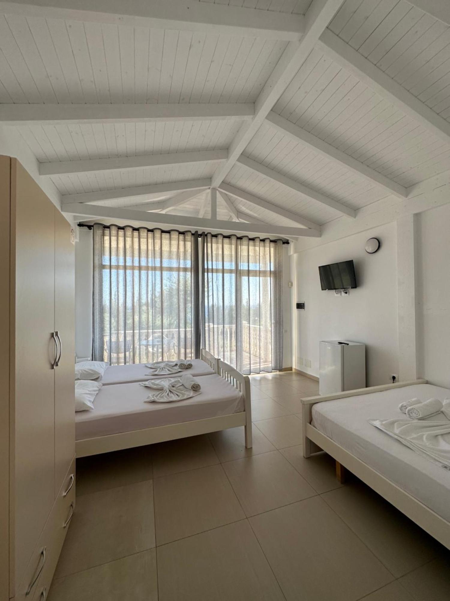 Essos Villas Дхерми Экстерьер фото